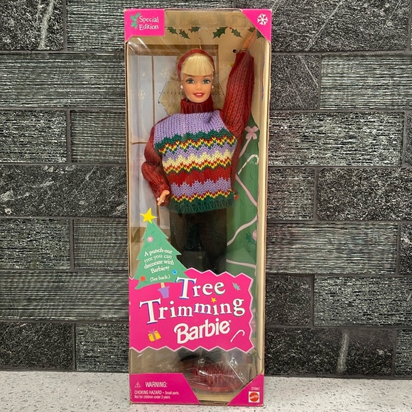 MATTEL VINTAGE NIB TREE TRIMMING BARBIE SPECIAL EDITION BRUSH & PUNCH-OUT TREE - Picture 1 of 9